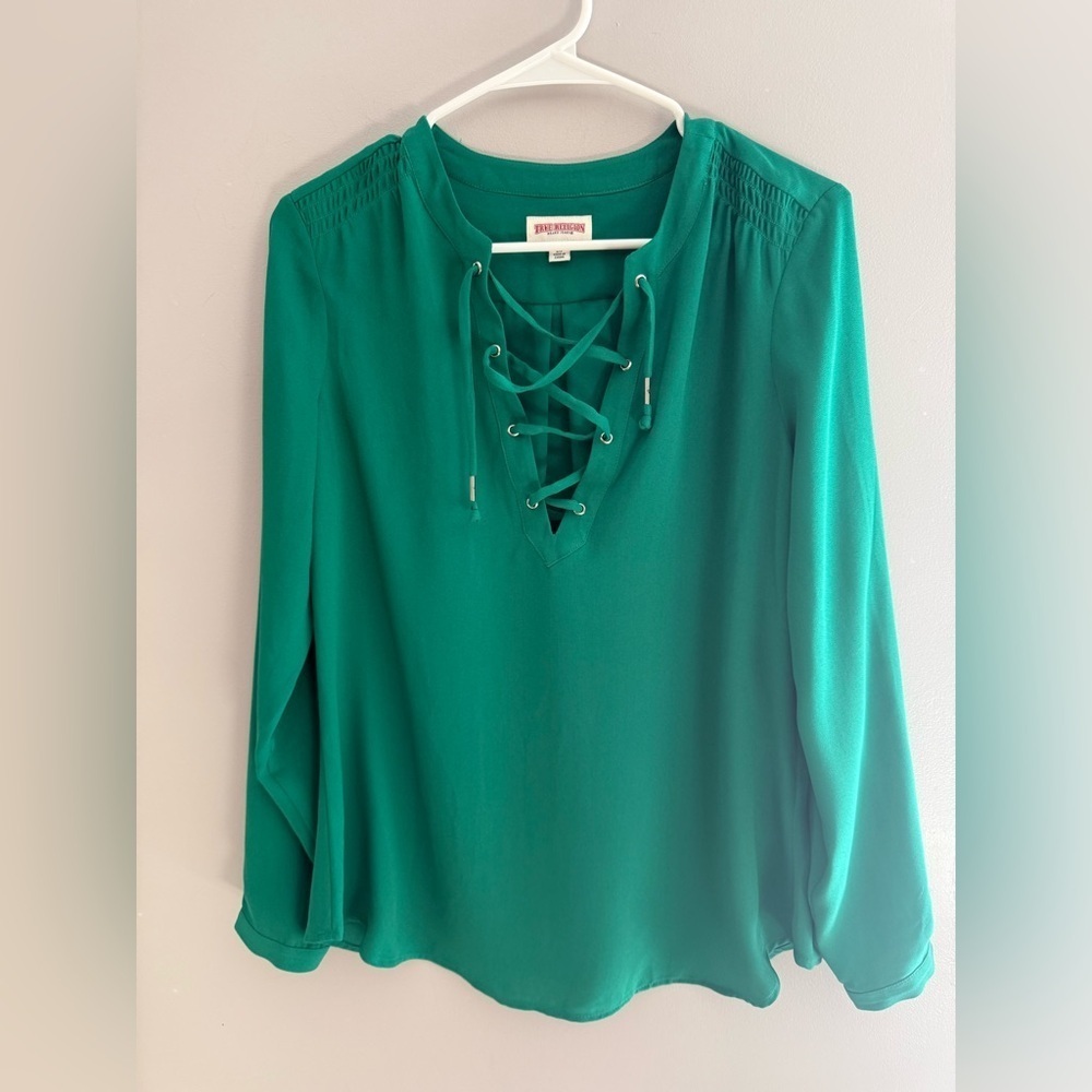 True Religion Long Sleeve Lace Up Front Blouse Women’s SZ S Green Career Dressy